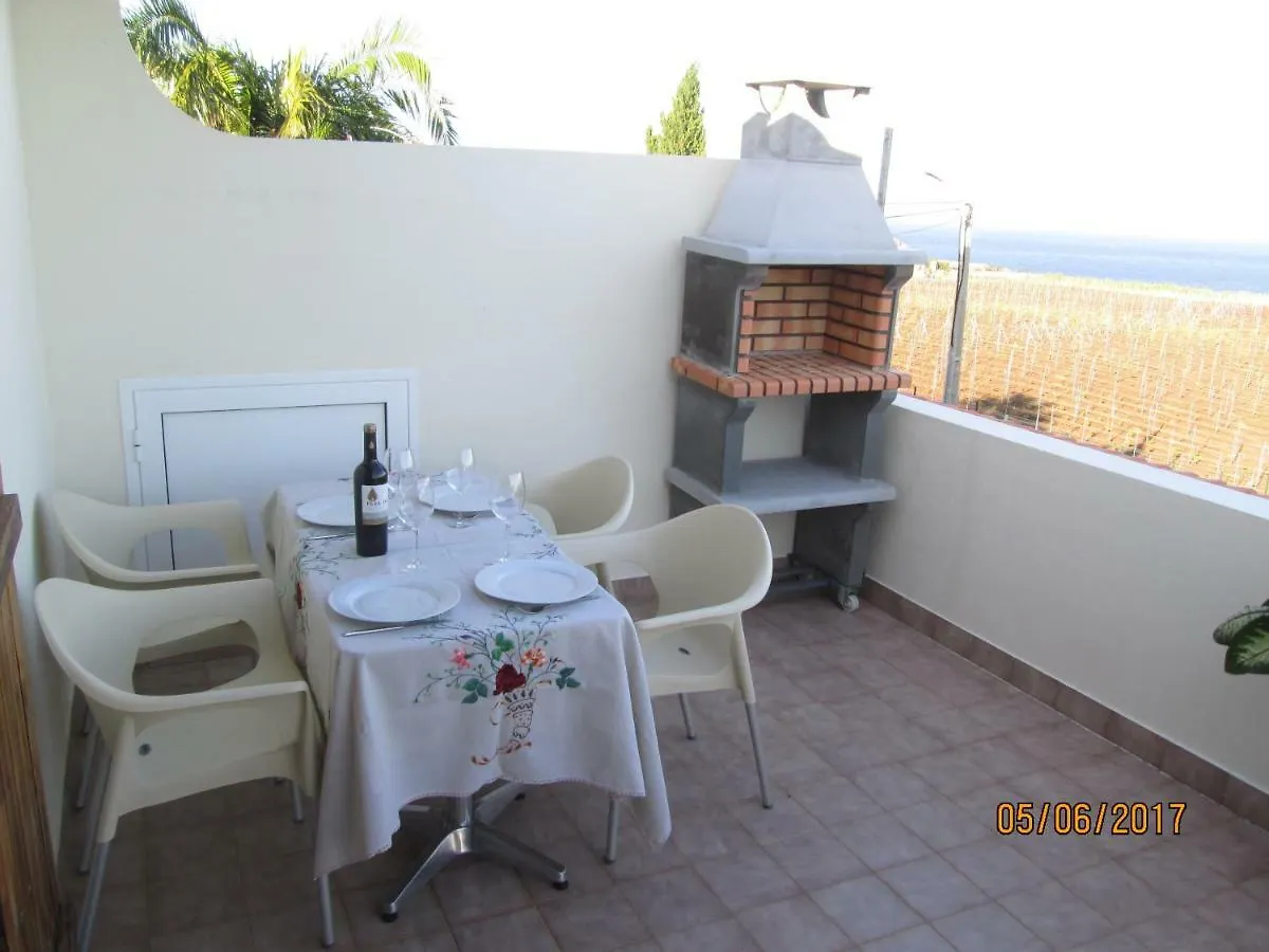 Beachfront House Atalaia Canico